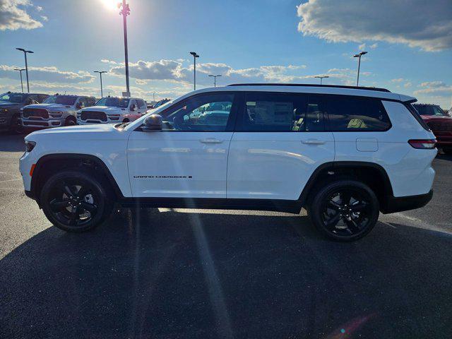 new 2025 Jeep Grand Cherokee L car, priced at $45,025