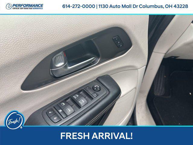 used 2021 Chrysler Pacifica car, priced at $18,899