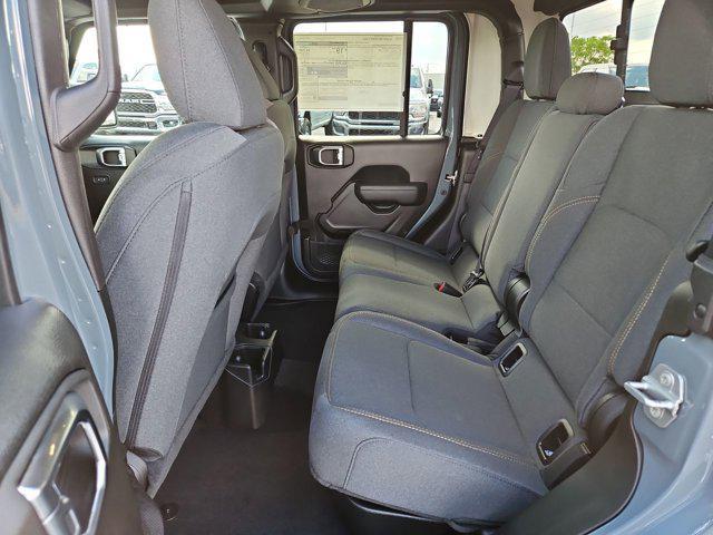 new 2025 Jeep Gladiator car, priced at $46,350