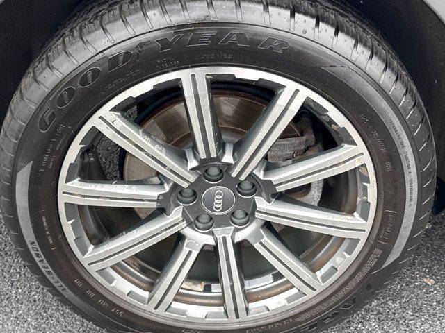 used 2017 Audi Q7 car, priced at $14,712