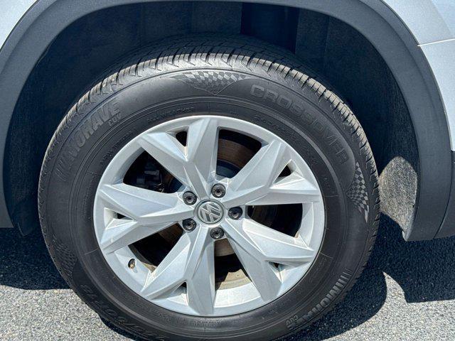 used 2018 Volkswagen Atlas car, priced at $15,888