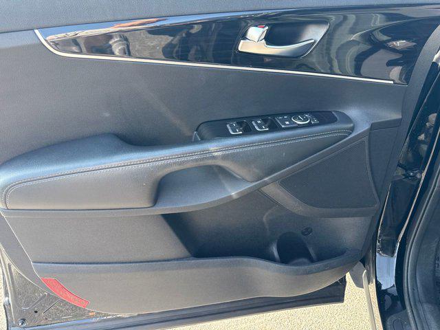 used 2019 Kia Sorento car, priced at $13,998