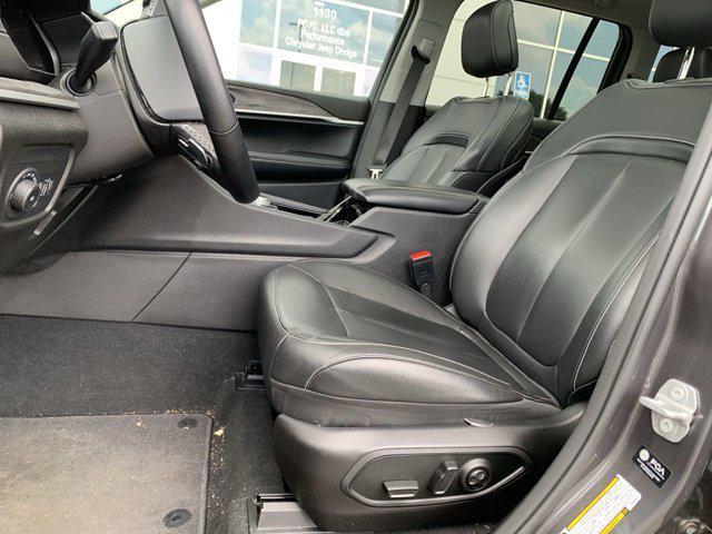 used 2022 Jeep Grand Cherokee car, priced at $34,880