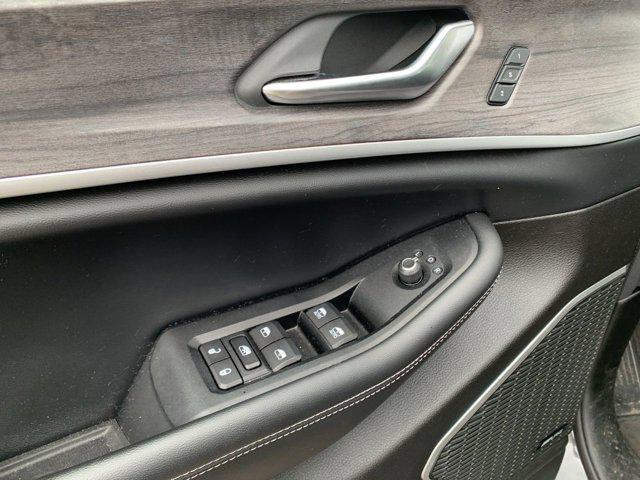 used 2022 Jeep Grand Cherokee car, priced at $34,880