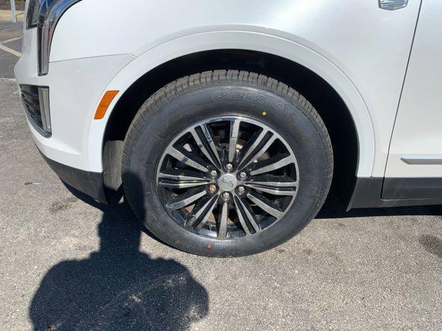 used 2017 Cadillac XT5 car, priced at $19,995