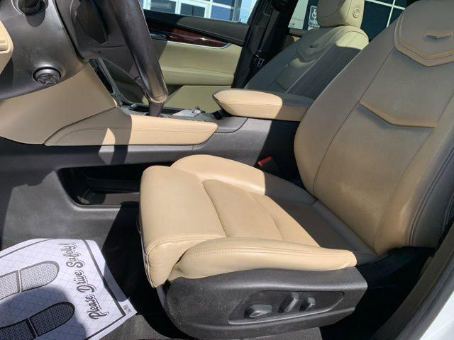 used 2017 Cadillac XT5 car, priced at $19,995