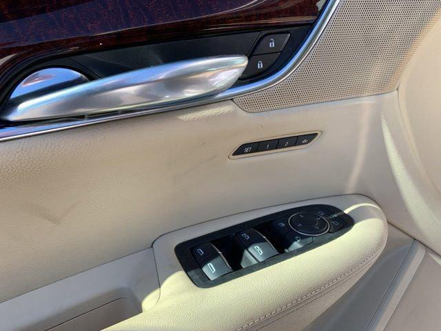 used 2017 Cadillac XT5 car, priced at $19,995