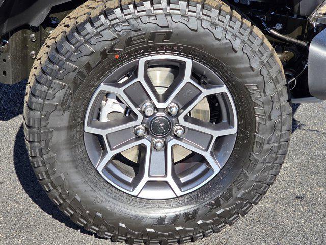 new 2025 Jeep Gladiator car, priced at $57,062