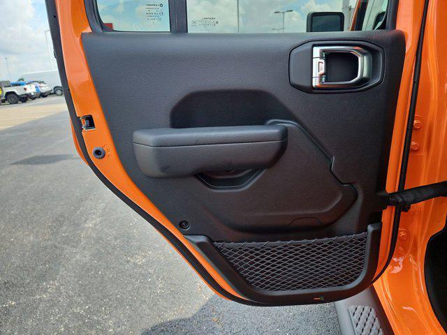 new 2025 Jeep Gladiator car, priced at $49,209