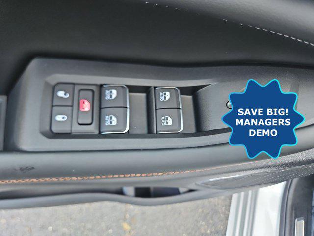 new 2025 Jeep Grand Cherokee car, priced at $60,818