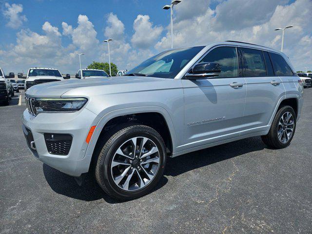 new 2025 Jeep Grand Cherokee car, priced at $61,518