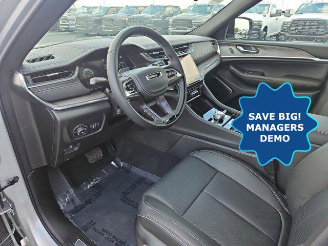 new 2025 Jeep Grand Cherokee car, priced at $60,818