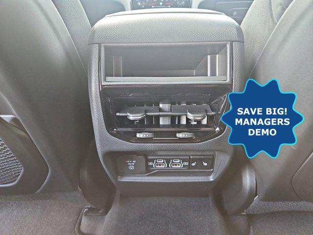 new 2025 Jeep Grand Cherokee car, priced at $60,818