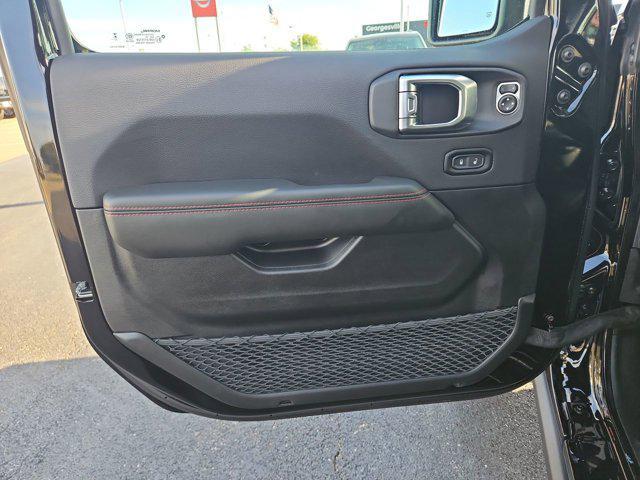 new 2025 Jeep Gladiator car, priced at $53,326
