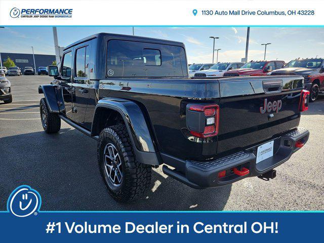 new 2025 Jeep Gladiator car, priced at $53,326