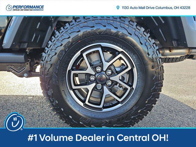 new 2025 Jeep Gladiator car, priced at $53,326