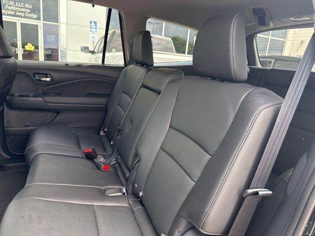 used 2020 Honda Pilot car, priced at $31,880