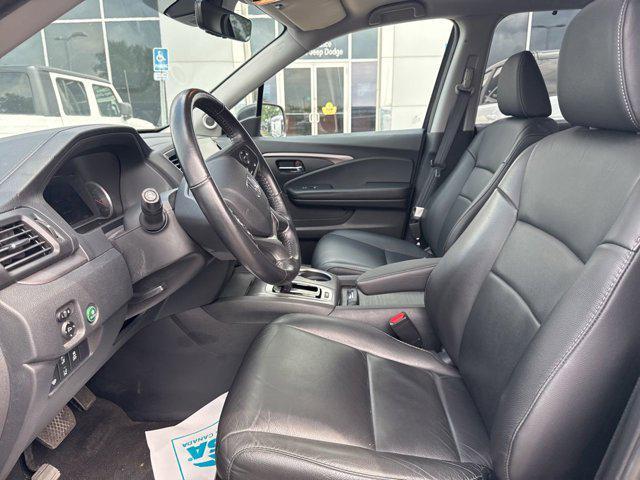 used 2020 Honda Pilot car, priced at $31,880