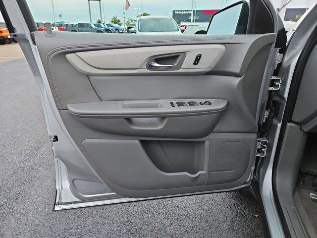 used 2015 Chevrolet Traverse car, priced at $6,494