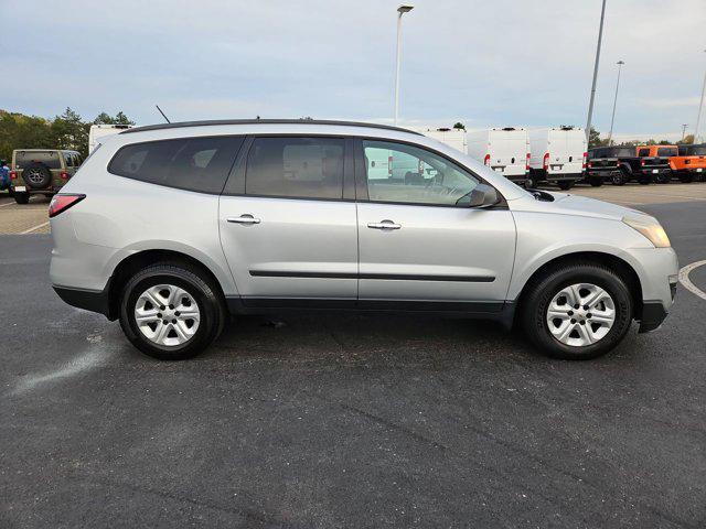 used 2015 Chevrolet Traverse car, priced at $6,494