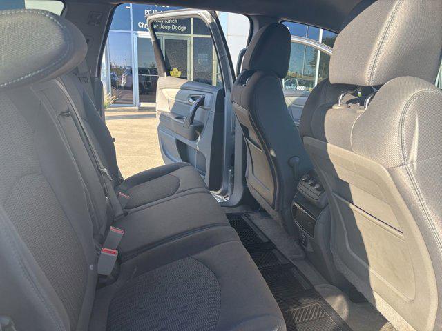 used 2015 Chevrolet Traverse car, priced at $7,995