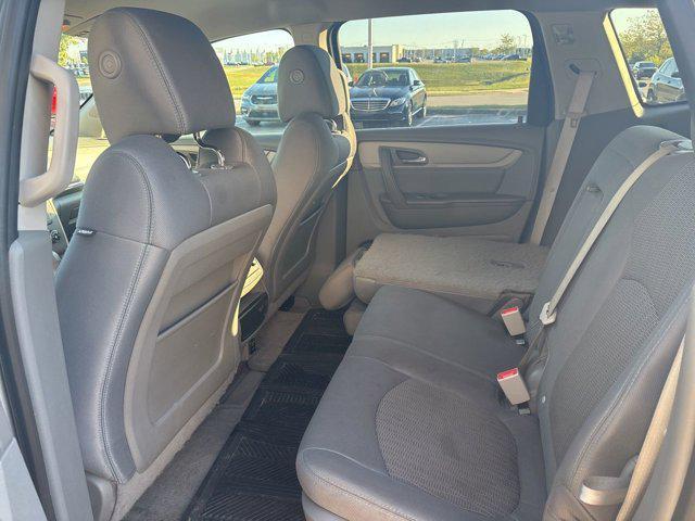 used 2015 Chevrolet Traverse car, priced at $7,995