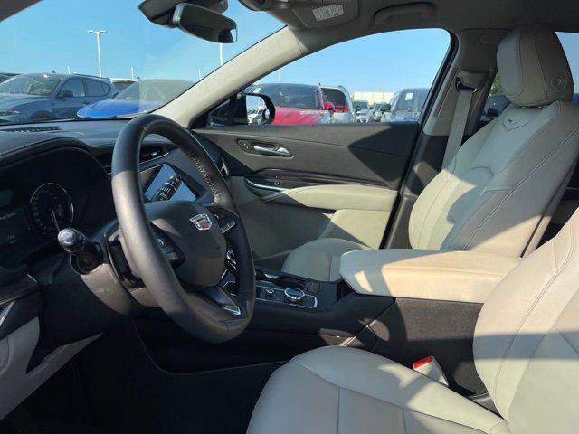 used 2022 Cadillac XT4 car, priced at $27,888