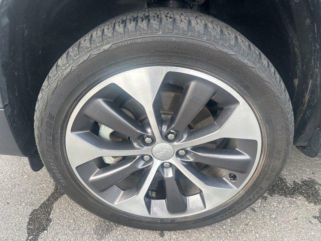 used 2022 Jeep Cherokee car, priced at $25,900
