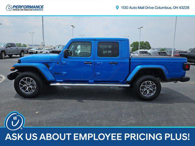 new 2025 Jeep Gladiator car, priced at $50,933