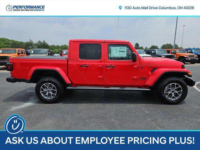 new 2025 Jeep Gladiator car, priced at $50,424