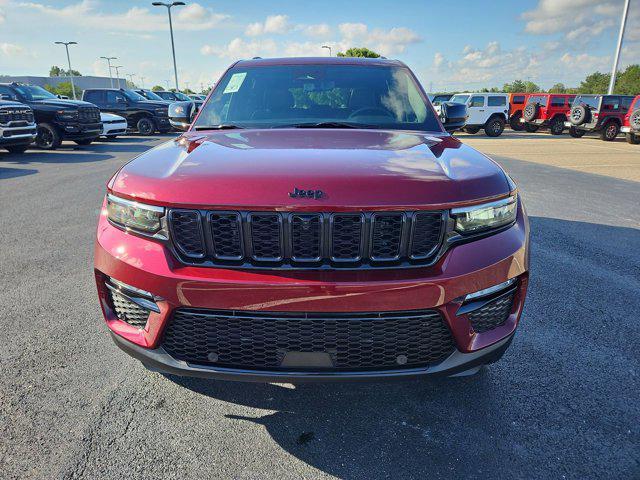 new 2025 Jeep Grand Cherokee car, priced at $50,221