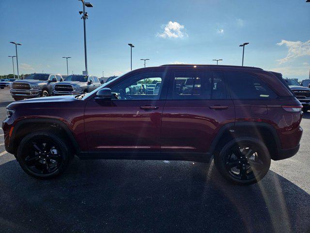 new 2025 Jeep Grand Cherokee car, priced at $50,221