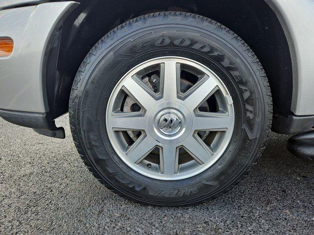 used 2004 Buick Rainier car, priced at $3,550