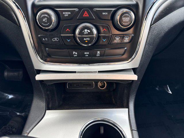 used 2015 Jeep Grand Cherokee car, priced at $9,488