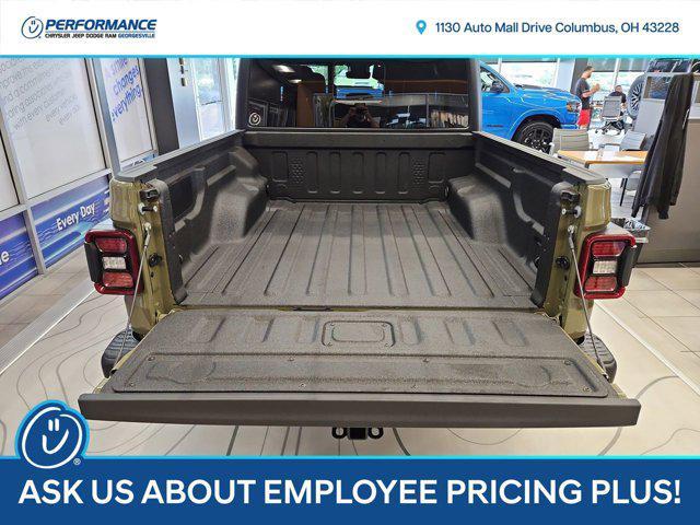 new 2025 Jeep Gladiator car, priced at $62,780