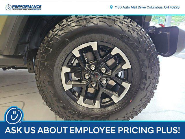 new 2025 Jeep Gladiator car, priced at $62,780