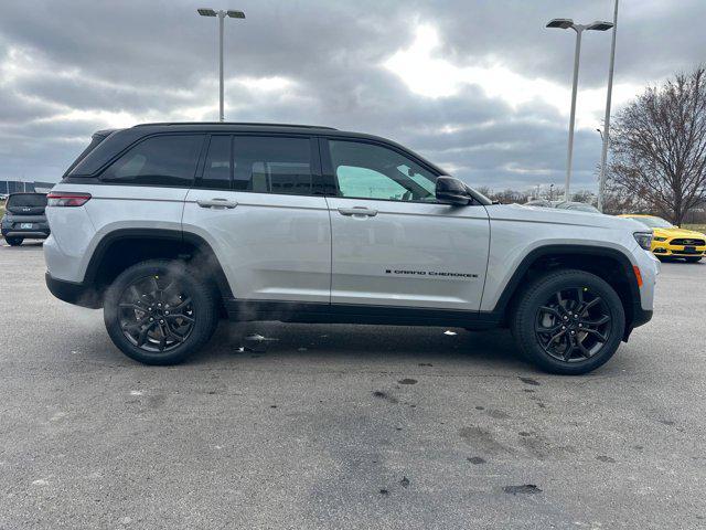 new 2025 Jeep Grand Cherokee car, priced at $46,522