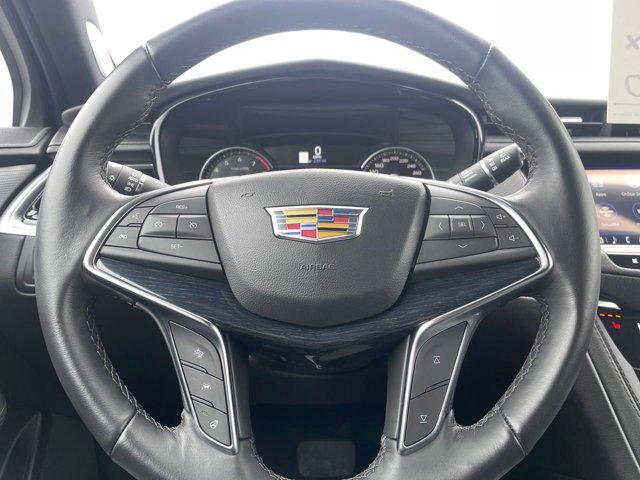 used 2024 Cadillac XT5 car, priced at $41,980