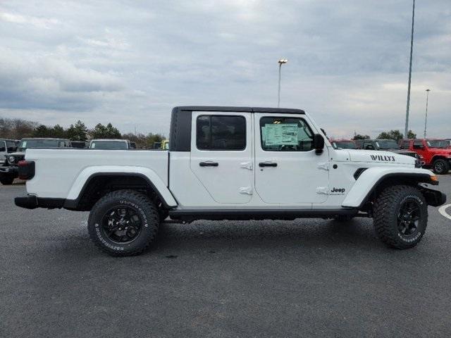 new 2024 Jeep Gladiator car, priced at $48,280