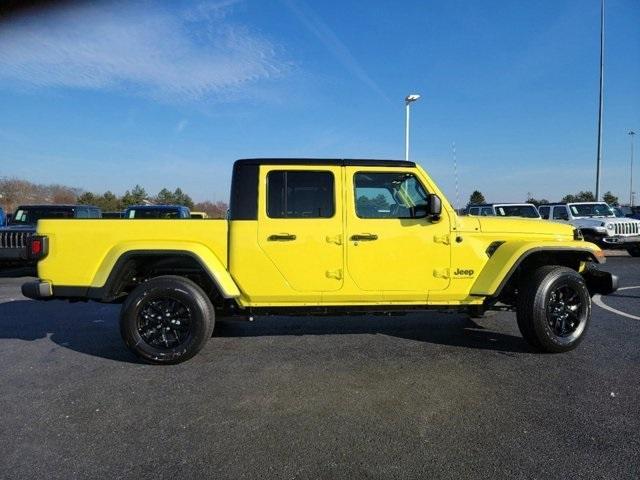 new 2023 Jeep Gladiator car, priced at $44,903