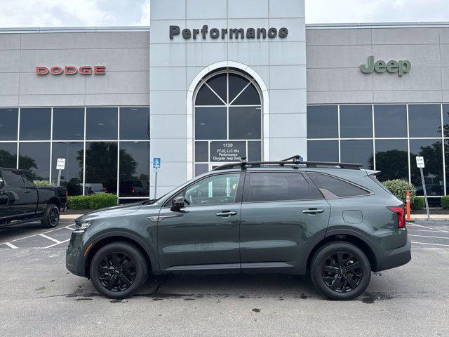 used 2023 Kia Sorento car, priced at $30,900
