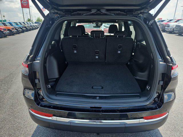 new 2025 Jeep Grand Cherokee car, priced at $36,855