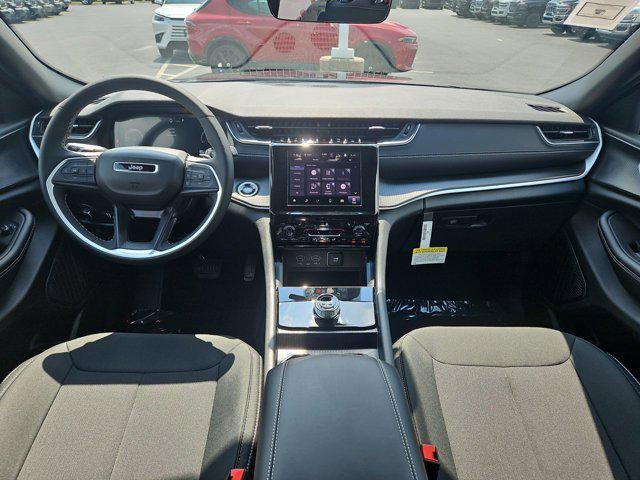 new 2025 Jeep Grand Cherokee car, priced at $36,855