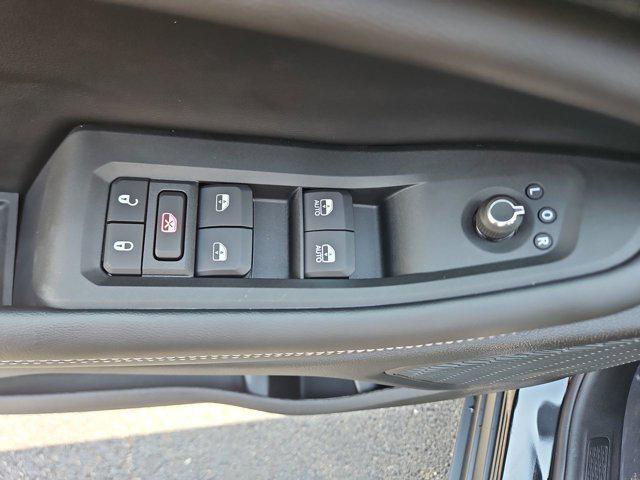 new 2025 Jeep Grand Cherokee car, priced at $36,855