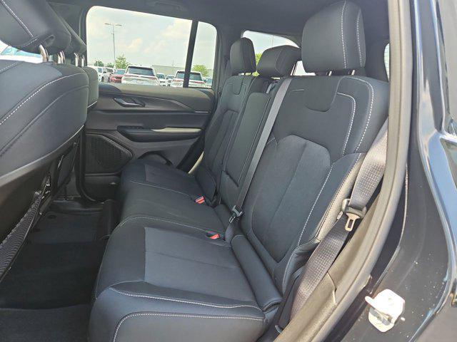 new 2025 Jeep Grand Cherokee car, priced at $36,855
