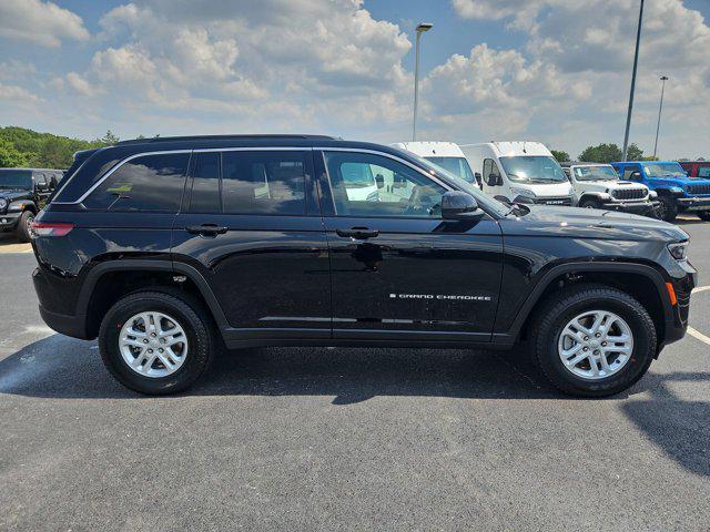 new 2025 Jeep Grand Cherokee car, priced at $36,855