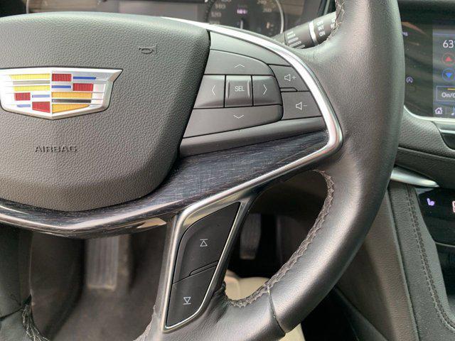 used 2023 Cadillac XT5 car, priced at $35,988