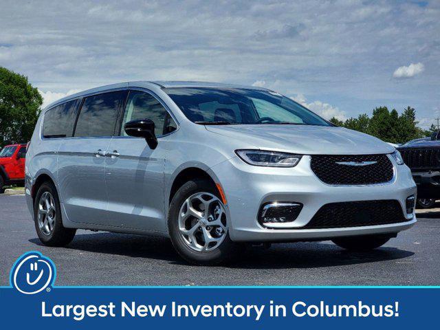 new 2024 Chrysler Pacifica car, priced at $44,739