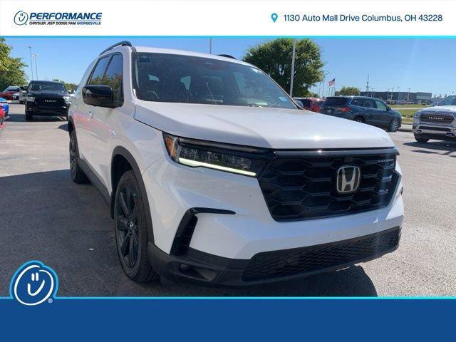 used 2023 Honda Pilot car, priced at $41,995