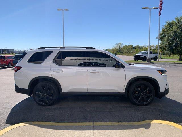 used 2023 Honda Pilot car, priced at $41,995